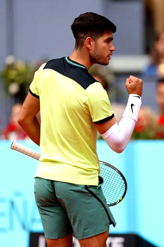 爱游戏体育-今晚国王杯传出新动向，密尔沃基雄鹿遗憾出局，管理层表态——目标明确，年轻球员得到机会(密尔沃基雄鹿vs波士顿凯尔特人)